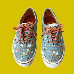 Vans toys story sheriff woody true white unisex women 5.5 mens 4.0